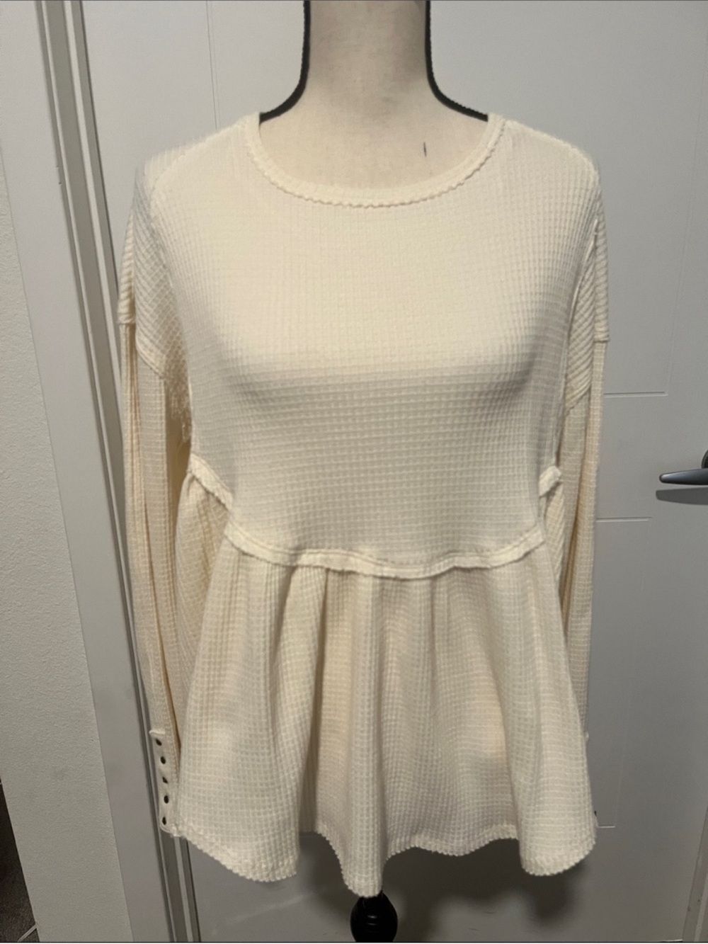 We The Free Oh My Babydoll Thermal Waffle Knit Peplum Hem Shirt Boho Casual - Picture 4 of 12